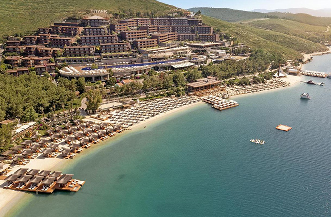 هتل‌ Titanic Deluxe Bodrum قسطی‌تراول